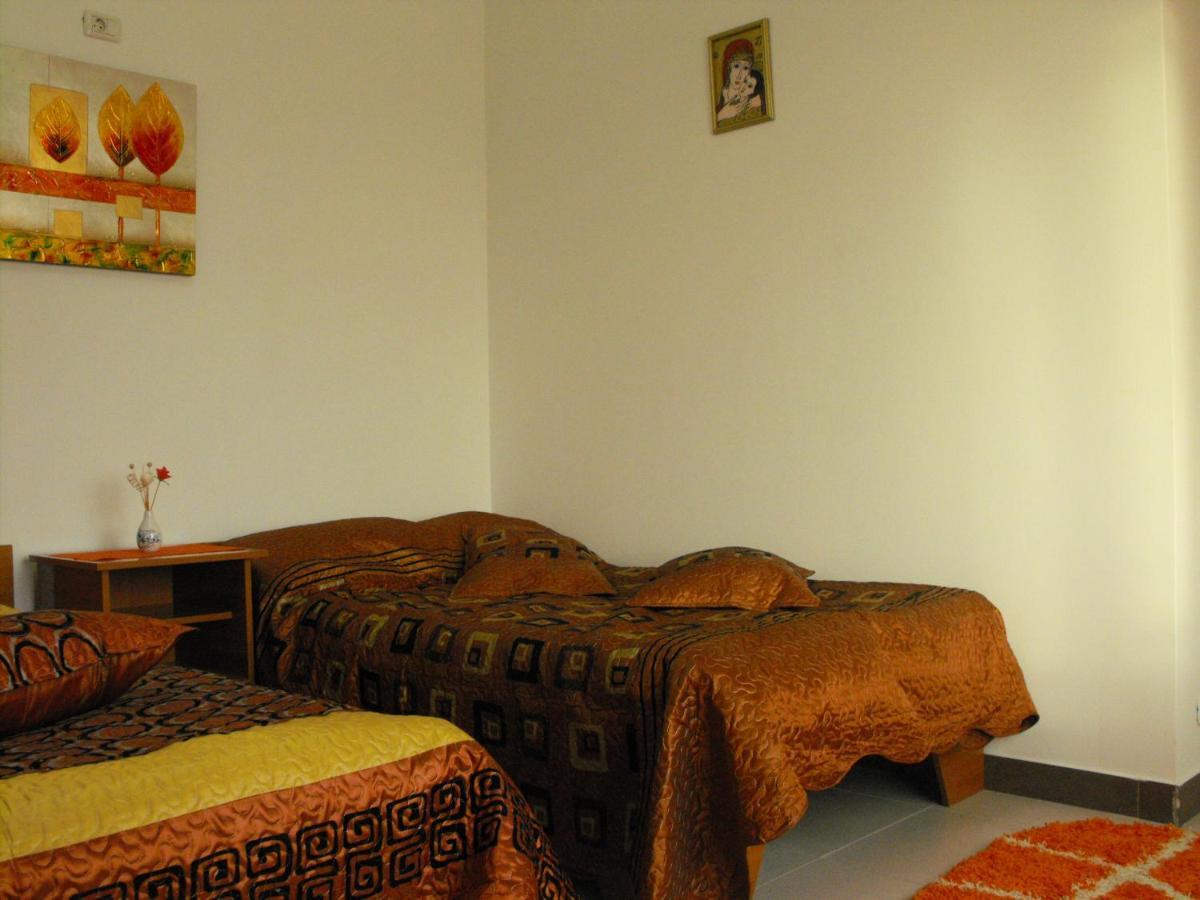 Casa Rustica Apart&Rooms Cîmpineanca Exterior foto